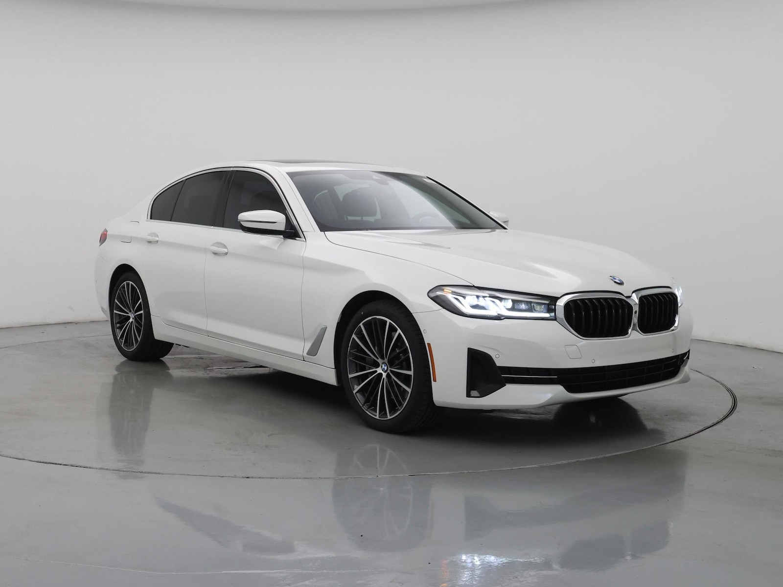 bmw 5 series 2021 WBA13AG09MCH52744 image bmw 5 series 2021 WBA13AG09MCH52744 image